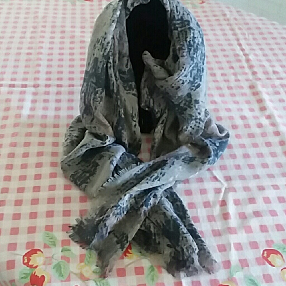Scarf